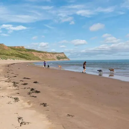 Bay Retreat In Skinningrove By Belvilla